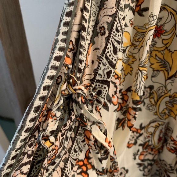 Free People top - Picture 6 of 9